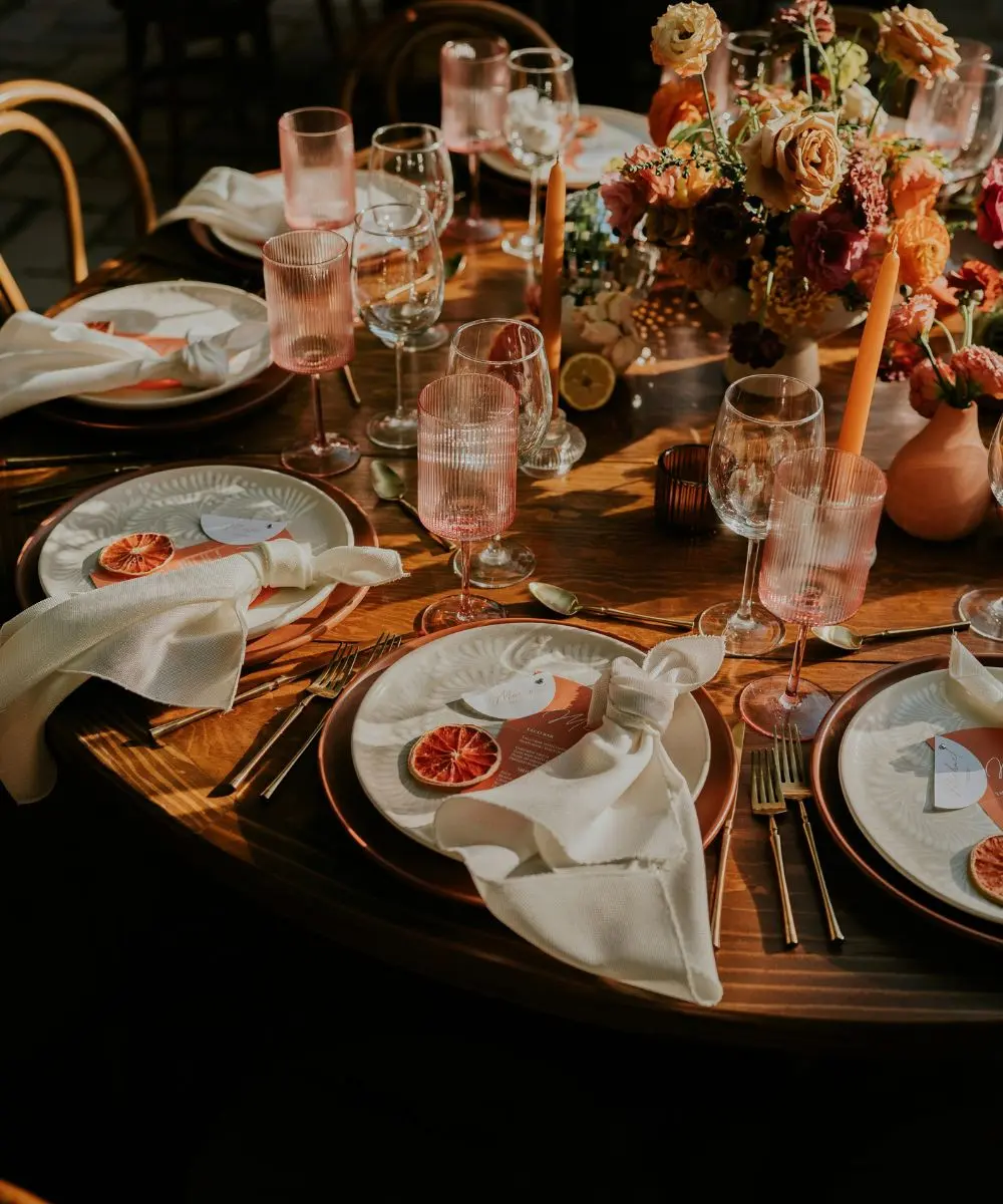 Guru & Muse I Håndlavede invitationer, bordkort og festdekorationer til din fejring